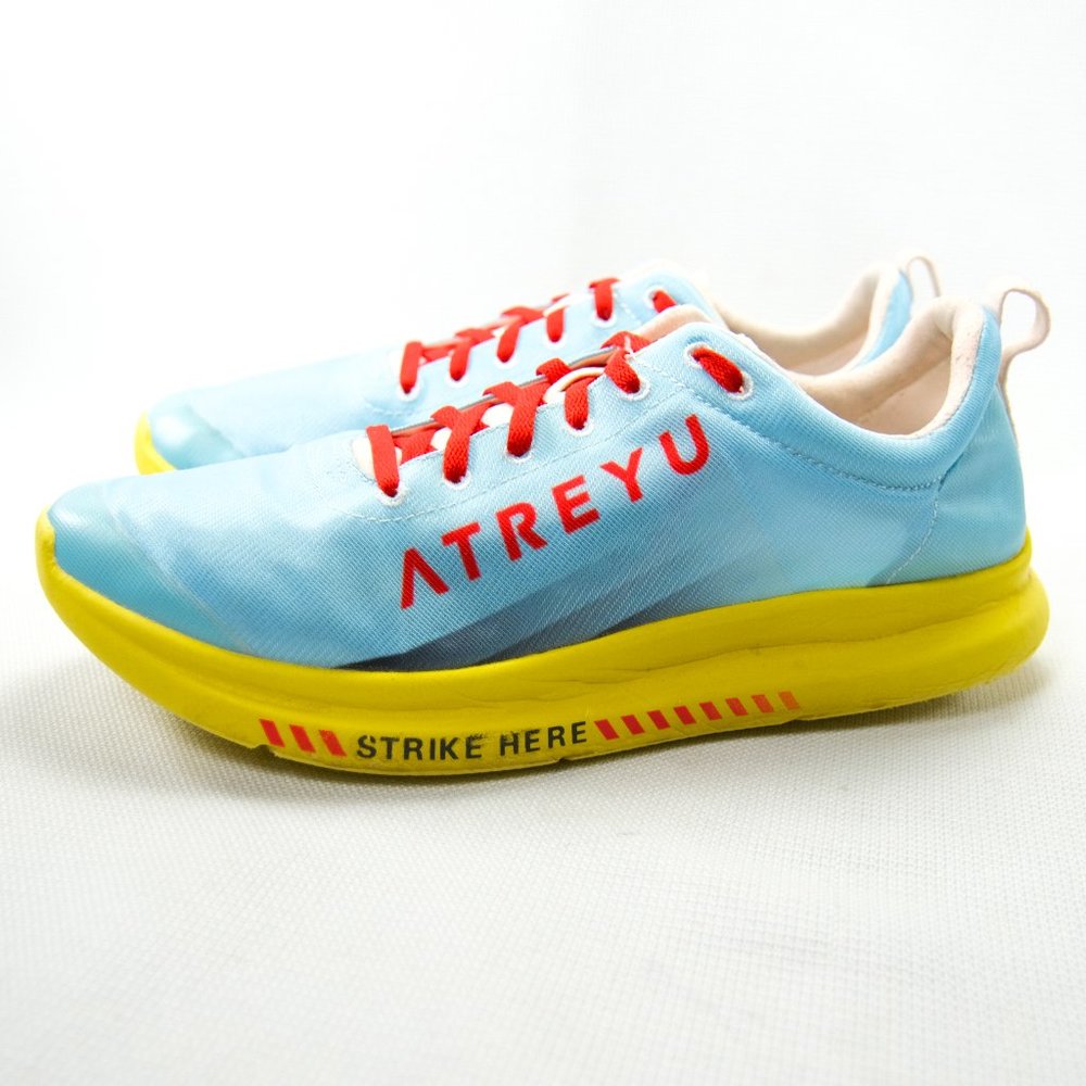 Atreyu Blue Yellow "Fear Only Regret" Running Shoes Unisex Men 10.5 Women 12